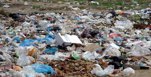 Plastic Bags – A Thing of the Past? 2 plastic_bags_in_landfill