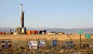 Last day for challenges to NY fracking ban 1 fracking_tower_in_New_York
